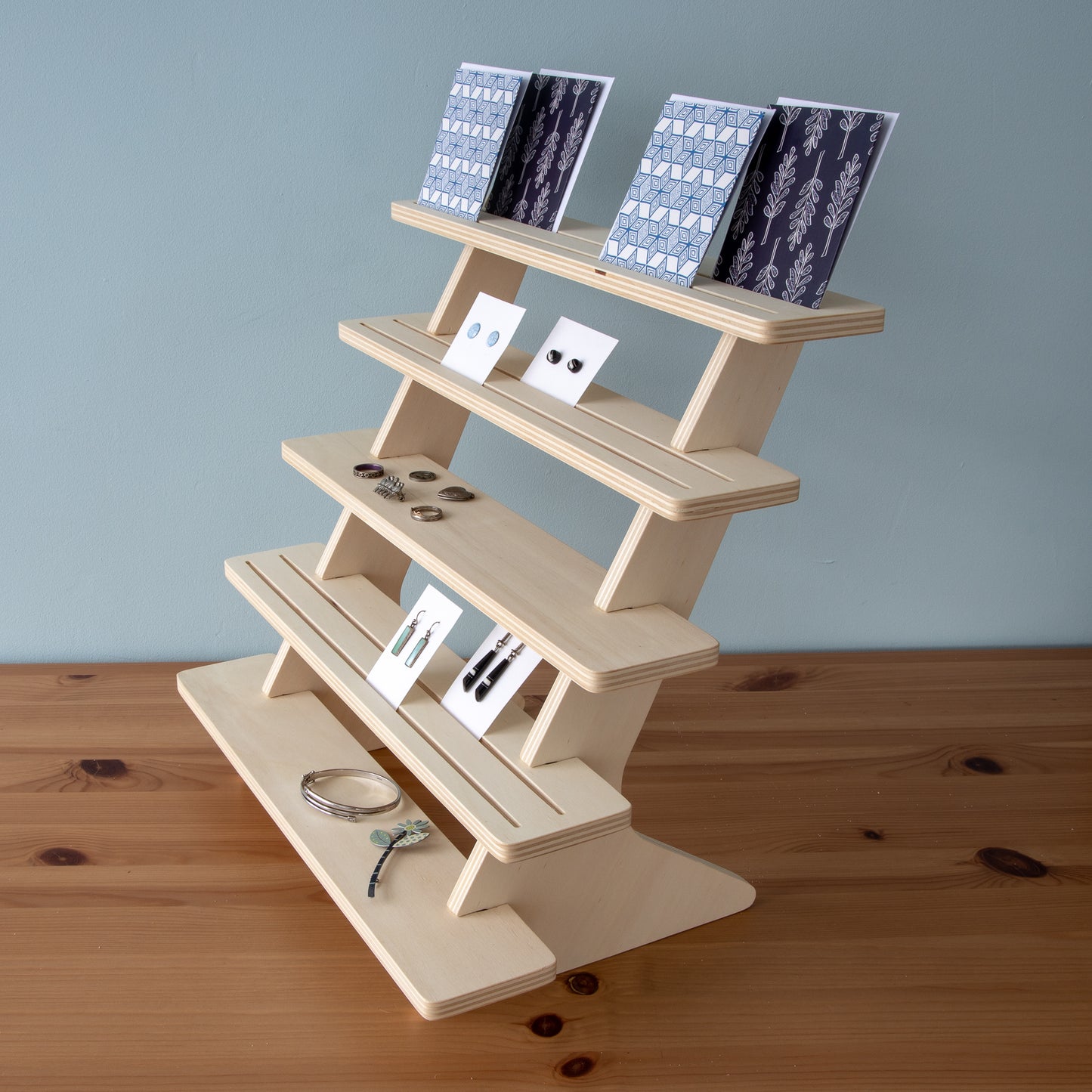 retail countertop display stand